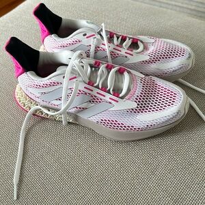 Adidas woman’s 4DFWD sneaker